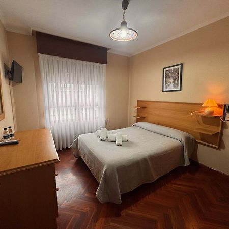 Hostal Merindades Villarcayo Eksteriør bilde
